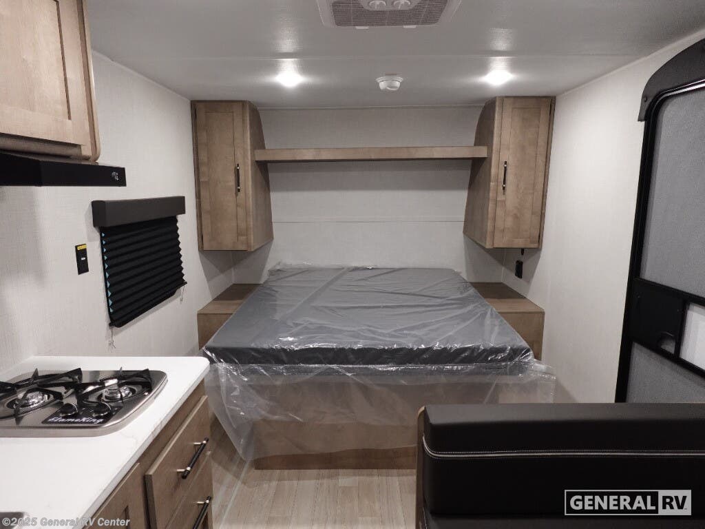 New 2026 Keystone Springdale 1700FQ available in Dover, Florida