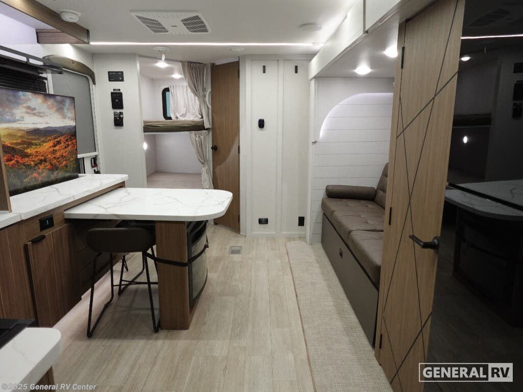 Call now about this 2026 Forest River Salem 260ICE! 2026 Forest River Salem 260ICE - New Travel Trailer For Sale by General RV Center in Dover, Florida