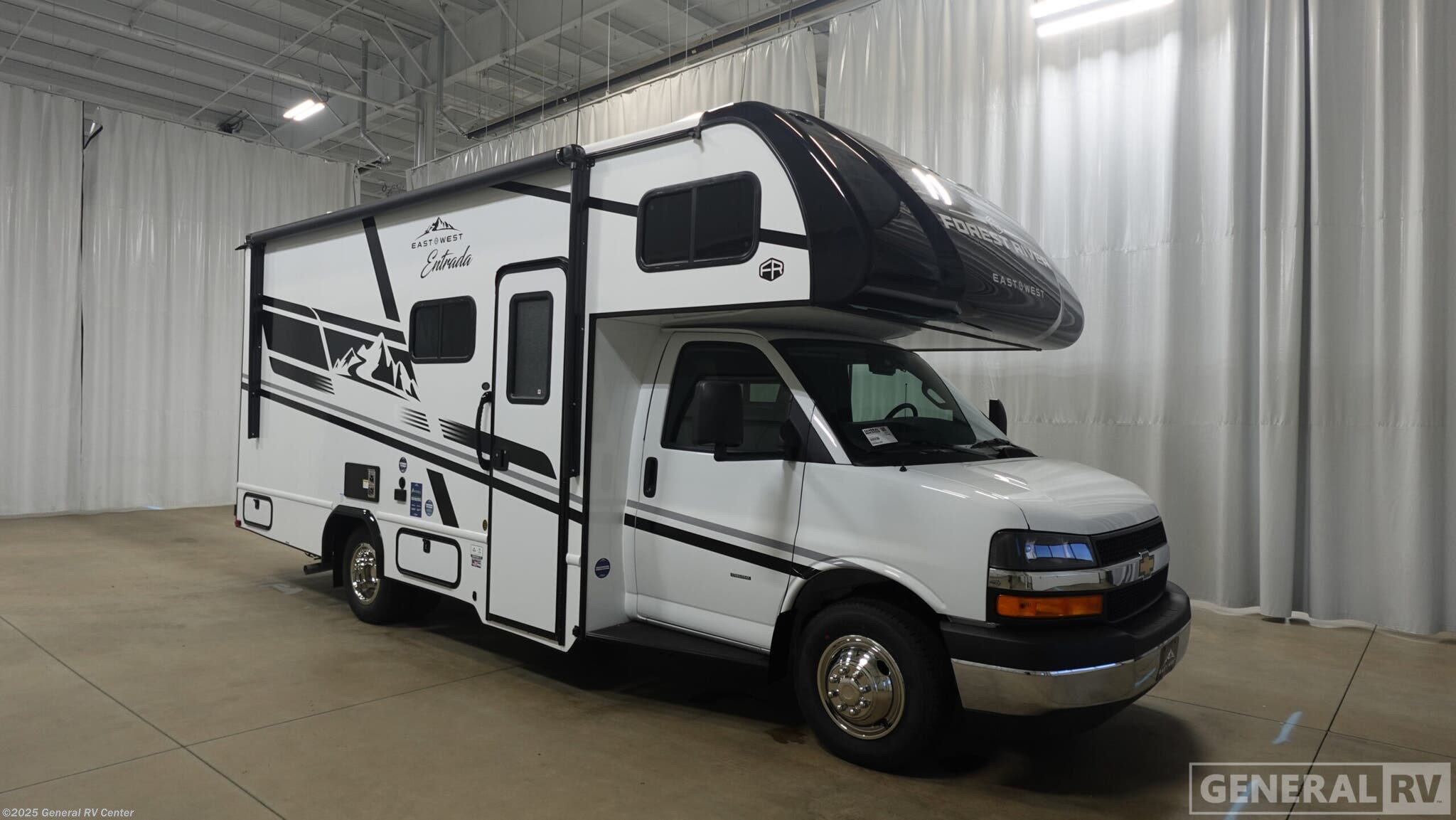 Email now about this 2026 East to West Entrada 220S! New 2026 East to West Entrada 220S available in Dover, Florida