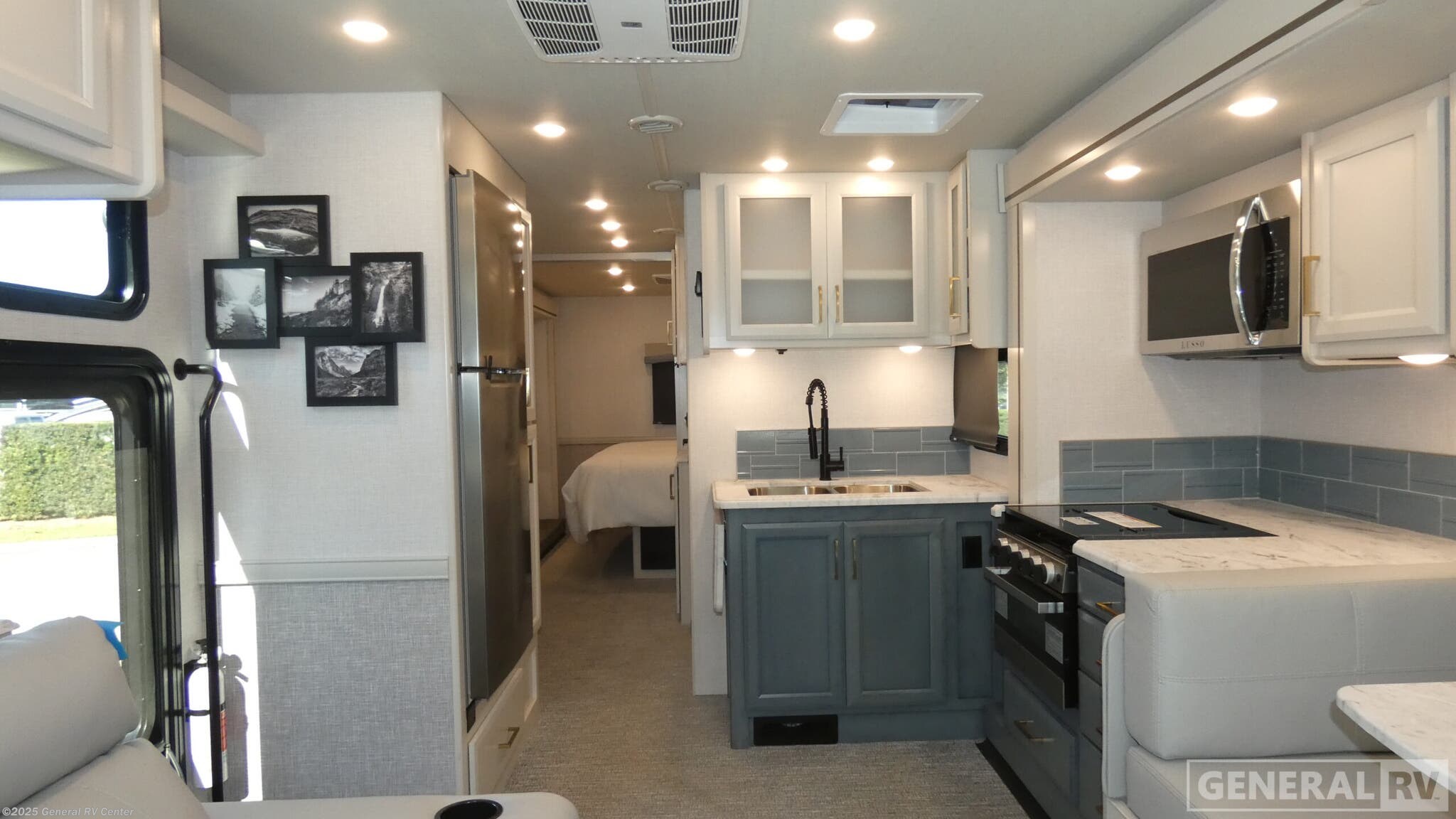 Call now about this 2026 Fleetwood Flair 33B6! 2026 Fleetwood Flair 33B6 - New Class A For Sale by General RV Center in Dover, Florida