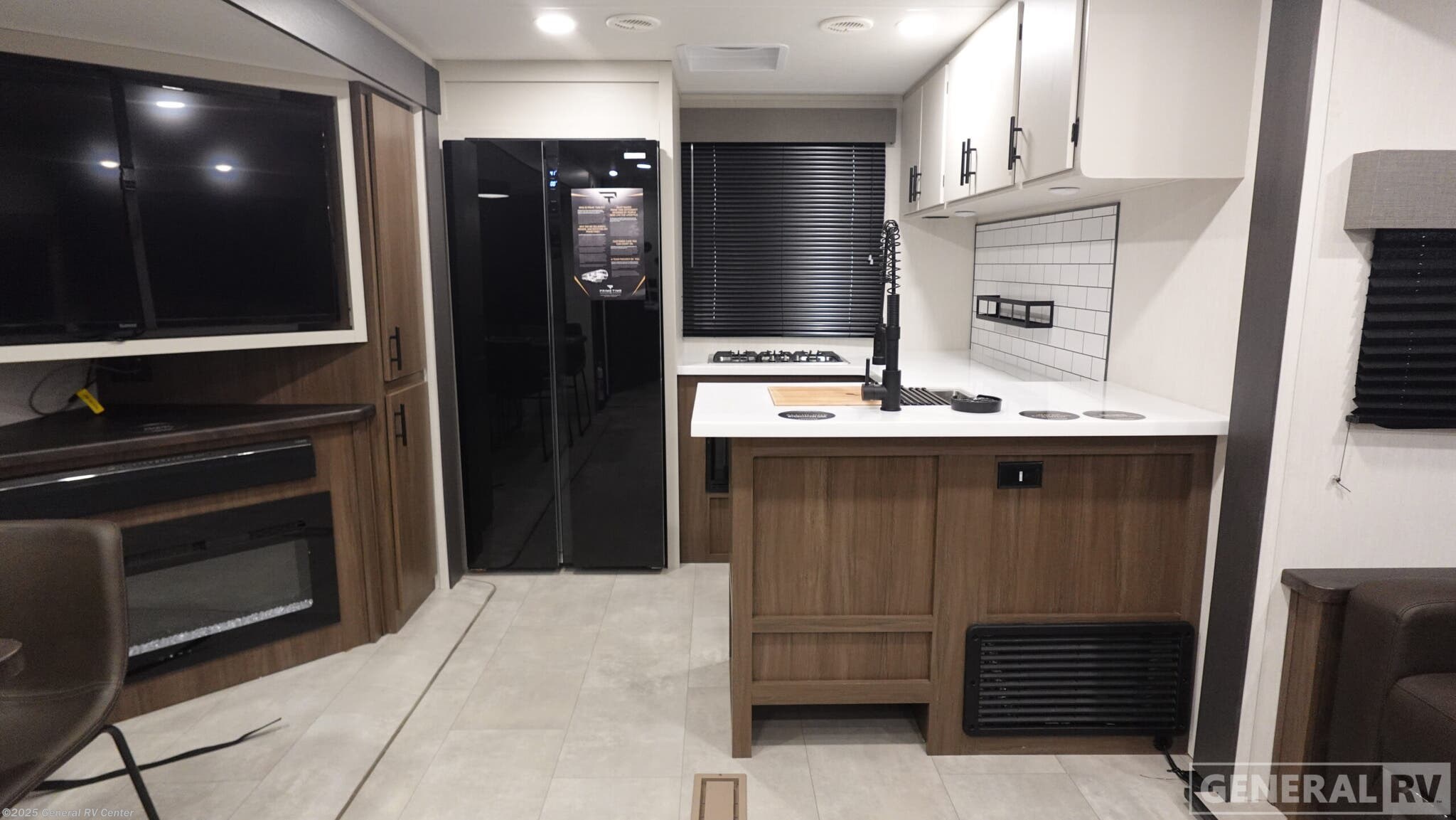 Call now about this 2026 Prime Time LaCrosse 3411RK! 2026 Prime Time LaCrosse 3411RK - New Travel Trailer For Sale by General RV Center in Dover, Florida