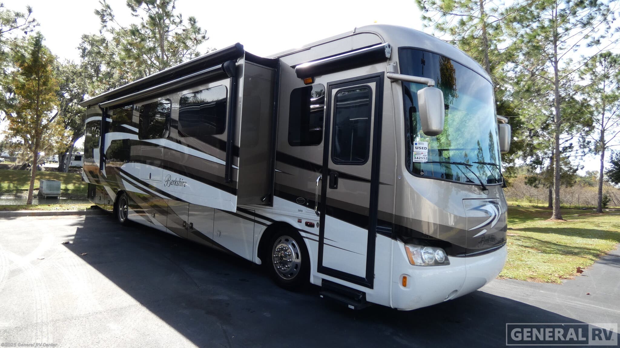 Email now about this 2015 Forest River Berkshire 38RB! Used 2015 Forest River Berkshire 38RB available in Dover, Florida
