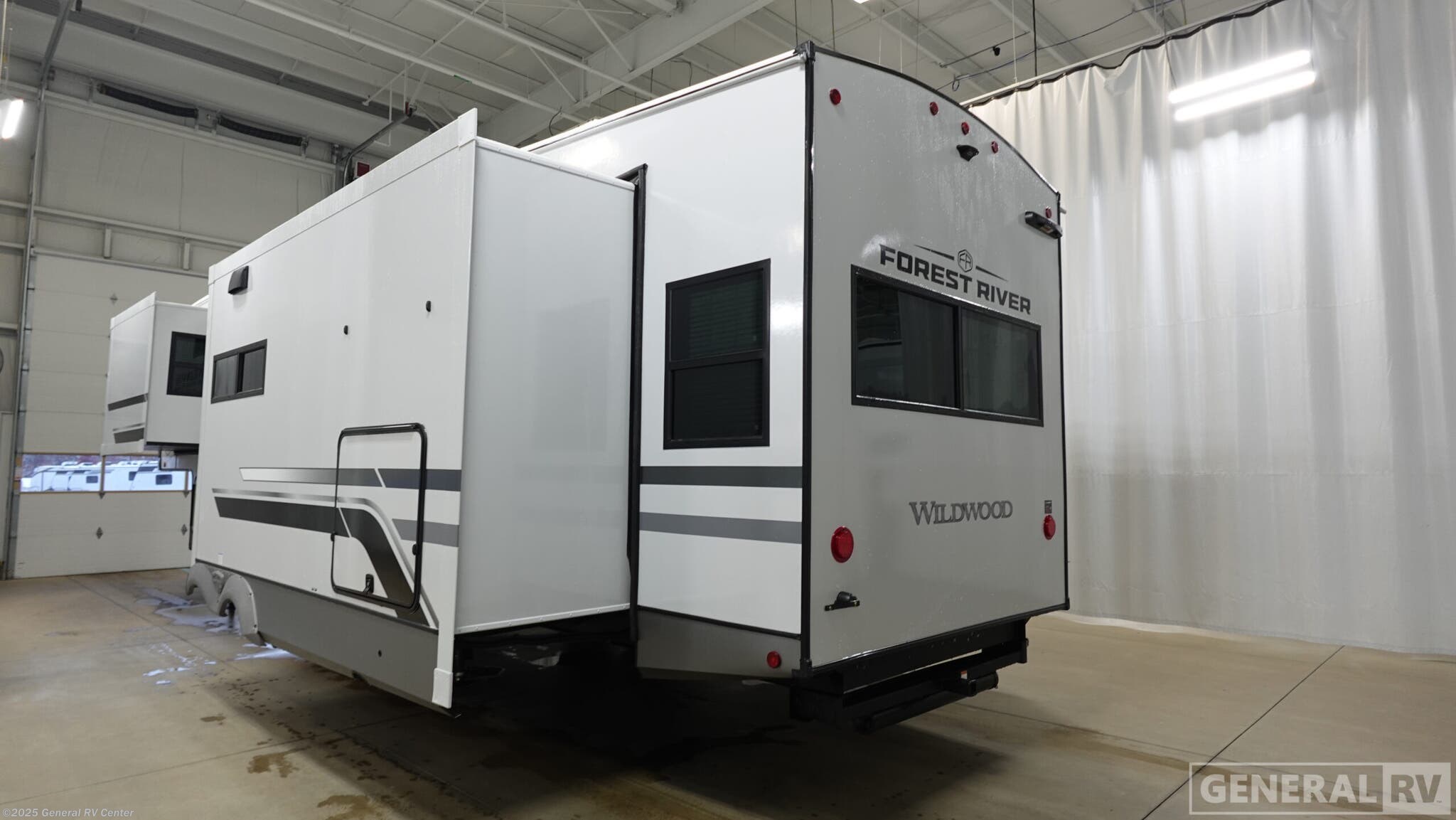 Contact us now about this 2026 Forest River Wildwood Heritage Glen 321DRL! 2026 Wildwood Heritage Glen 321DRL by Forest River from General RV Center in Dover, Florida