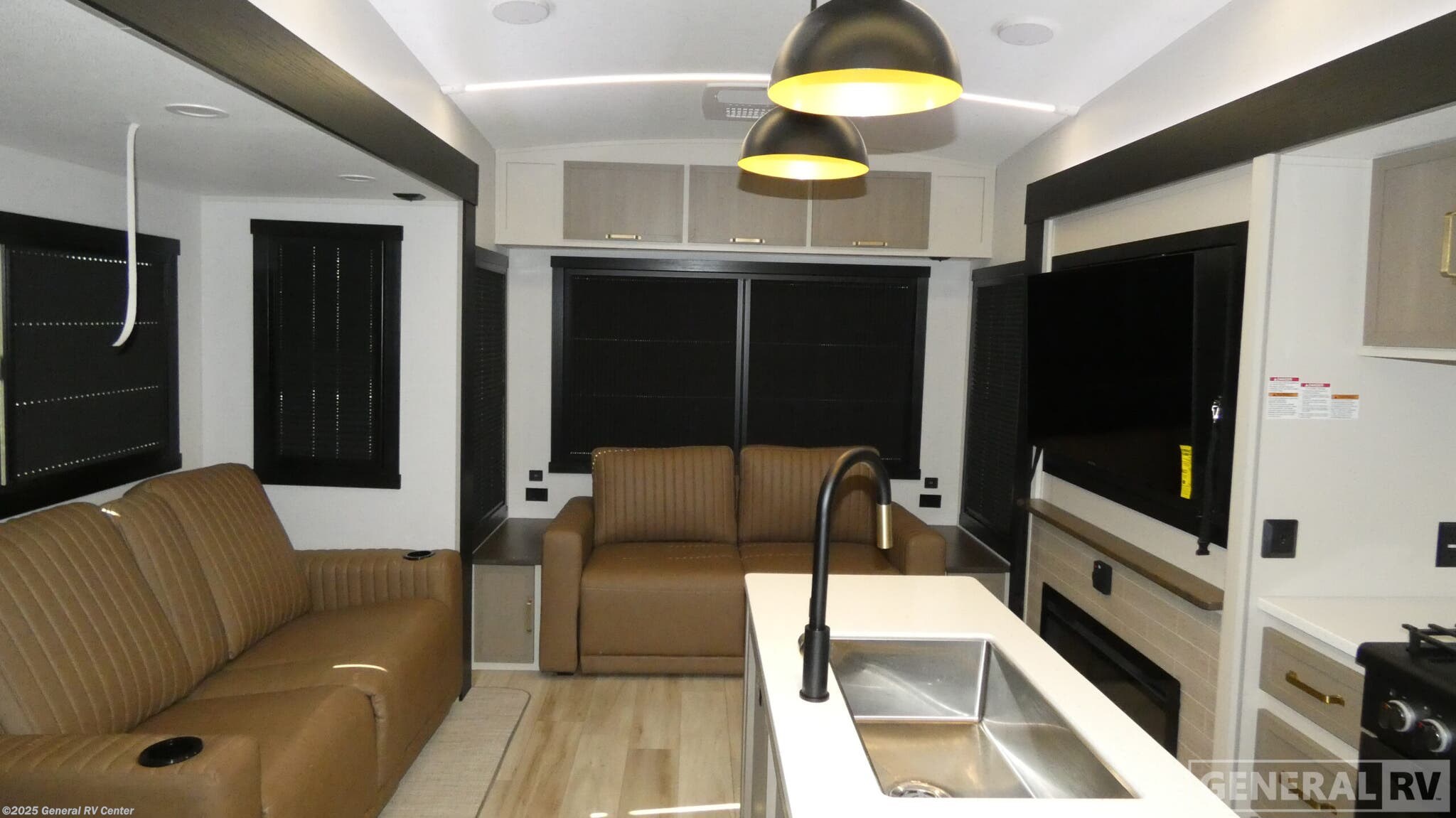 Call now about this 2026 Forest River WILDWOOD-HG 369BL! 2026 Forest River WILDWOOD-HG 369BL - New Fifth Wheel For Sale by General RV Center in Dover, Florida