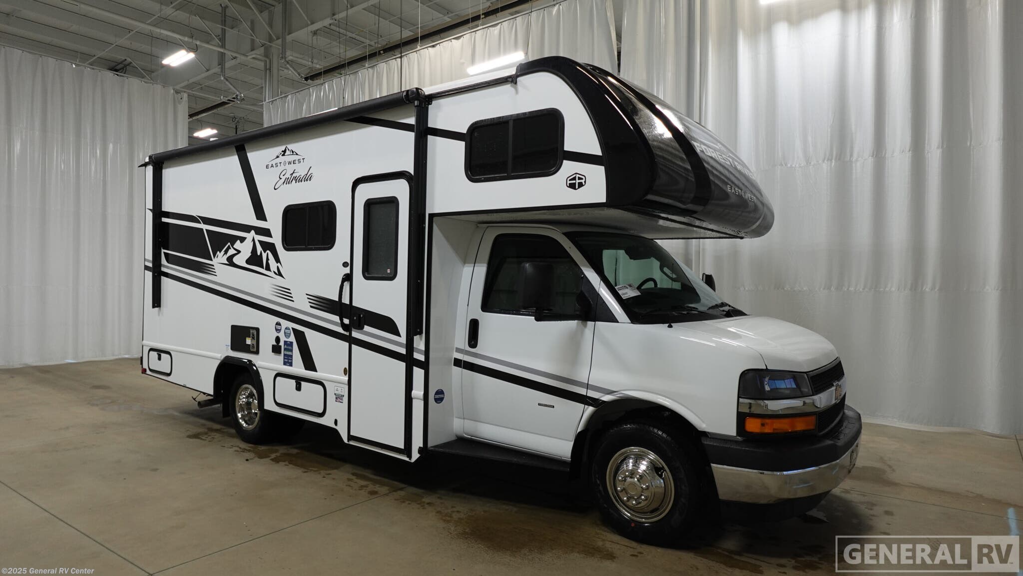 Email now about this 2026 East to West Entrada 220S! New 2026 East to West Entrada 220S available in Dover, Florida