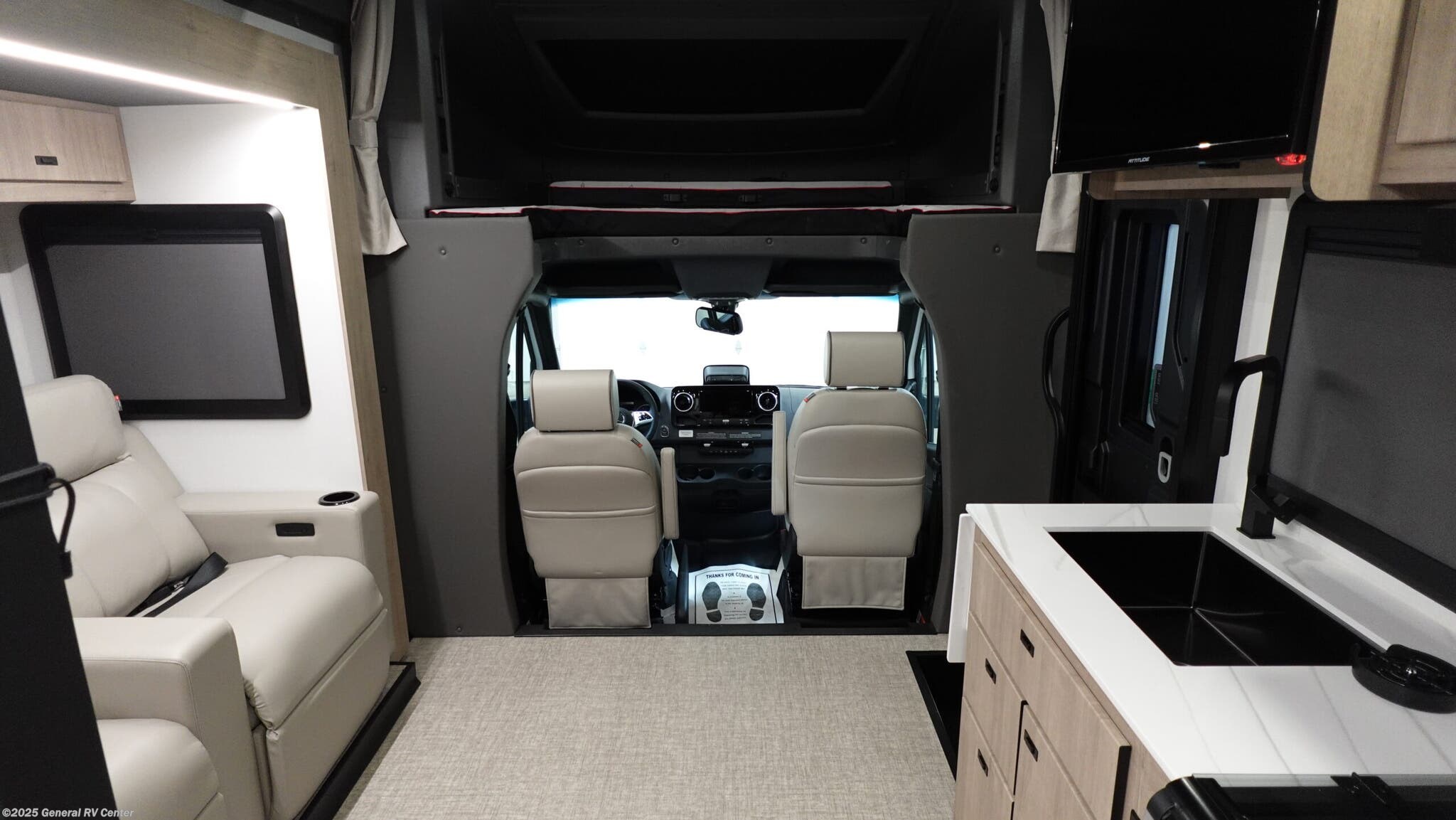 New 2026 Grand Design Lineage Series M 25TK available in Dover, Florida