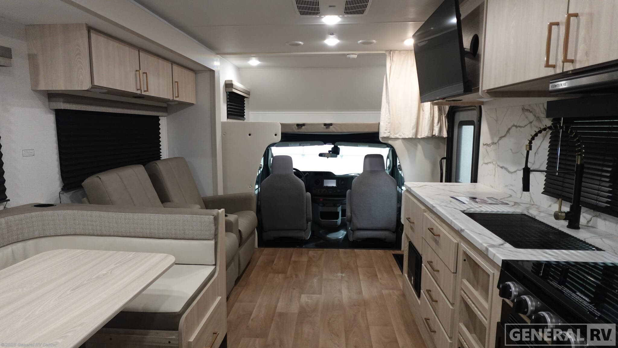 New 2026 East to West Entrada 2950OK available in Dover, Florida