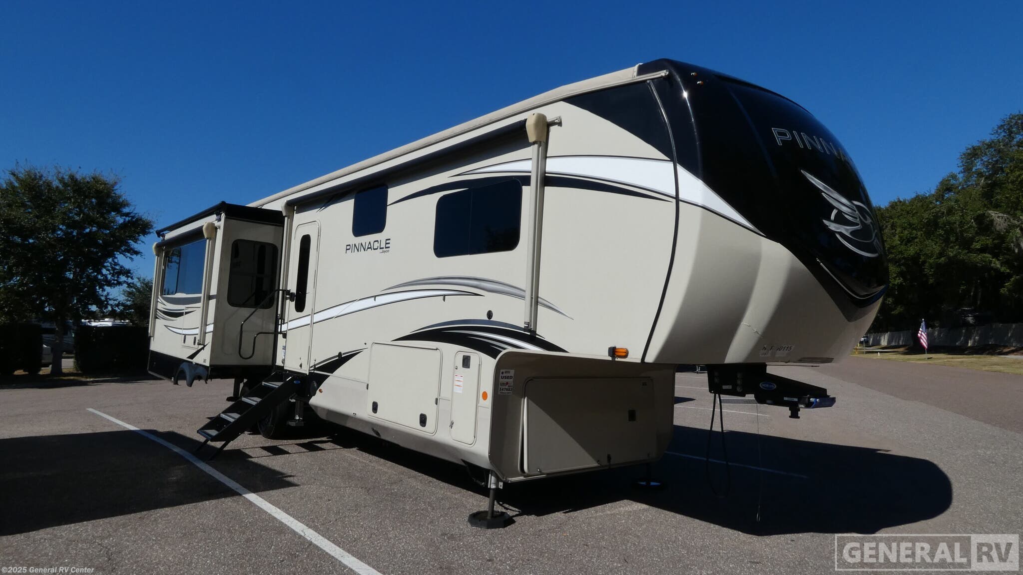 Email now about this 2022 Jayco Pinnacle 36KPTS! Used 2022 Jayco Pinnacle 36KPTS available in Dover, Florida