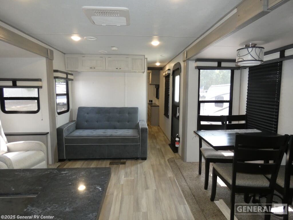 Used 2021 Prime Time LaCrosse 3311RK-3SL available in Dover, Florida