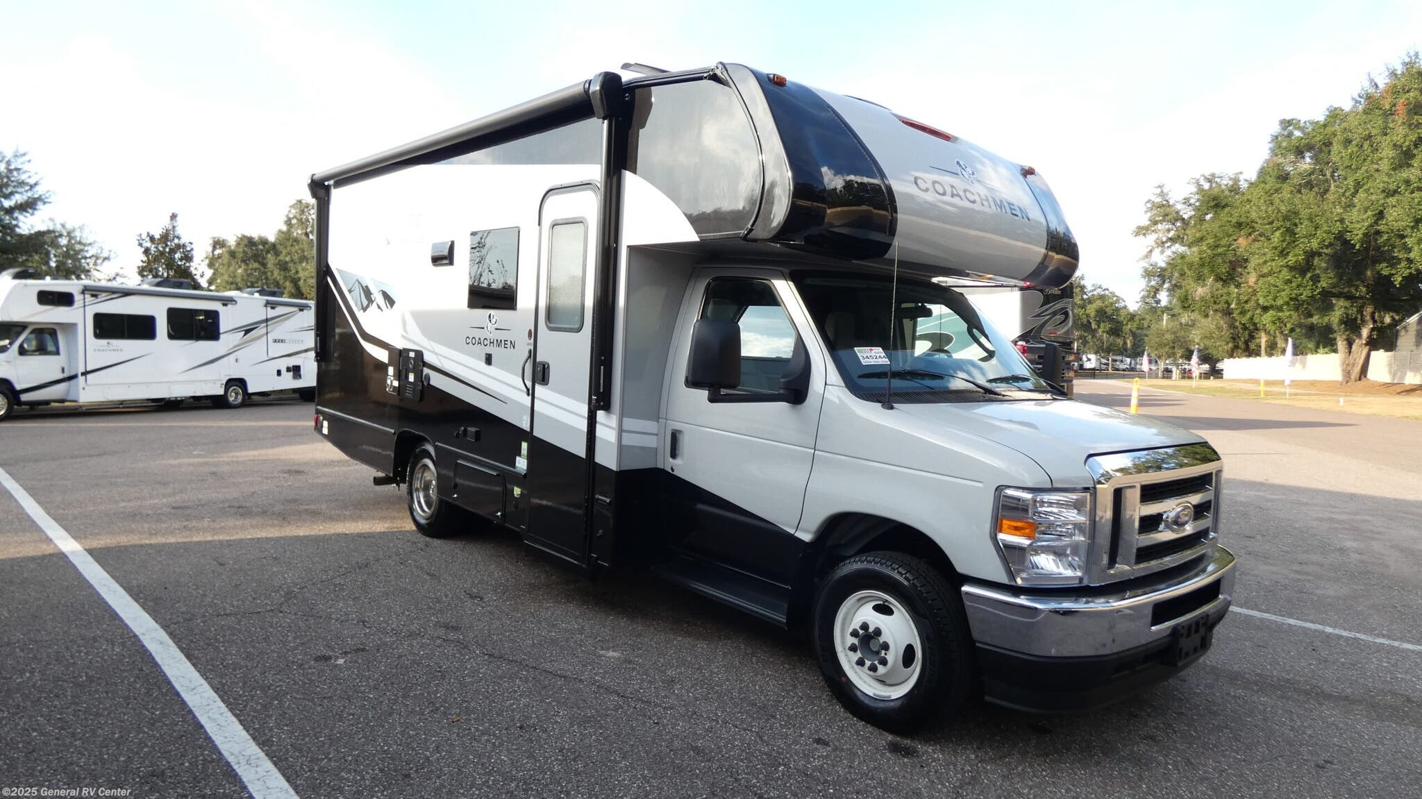 Email now about this 2026 Coachmen Cross Trail 22XGF! New 2026 Coachmen Cross Trail 22XGF available in Dover, Florida
