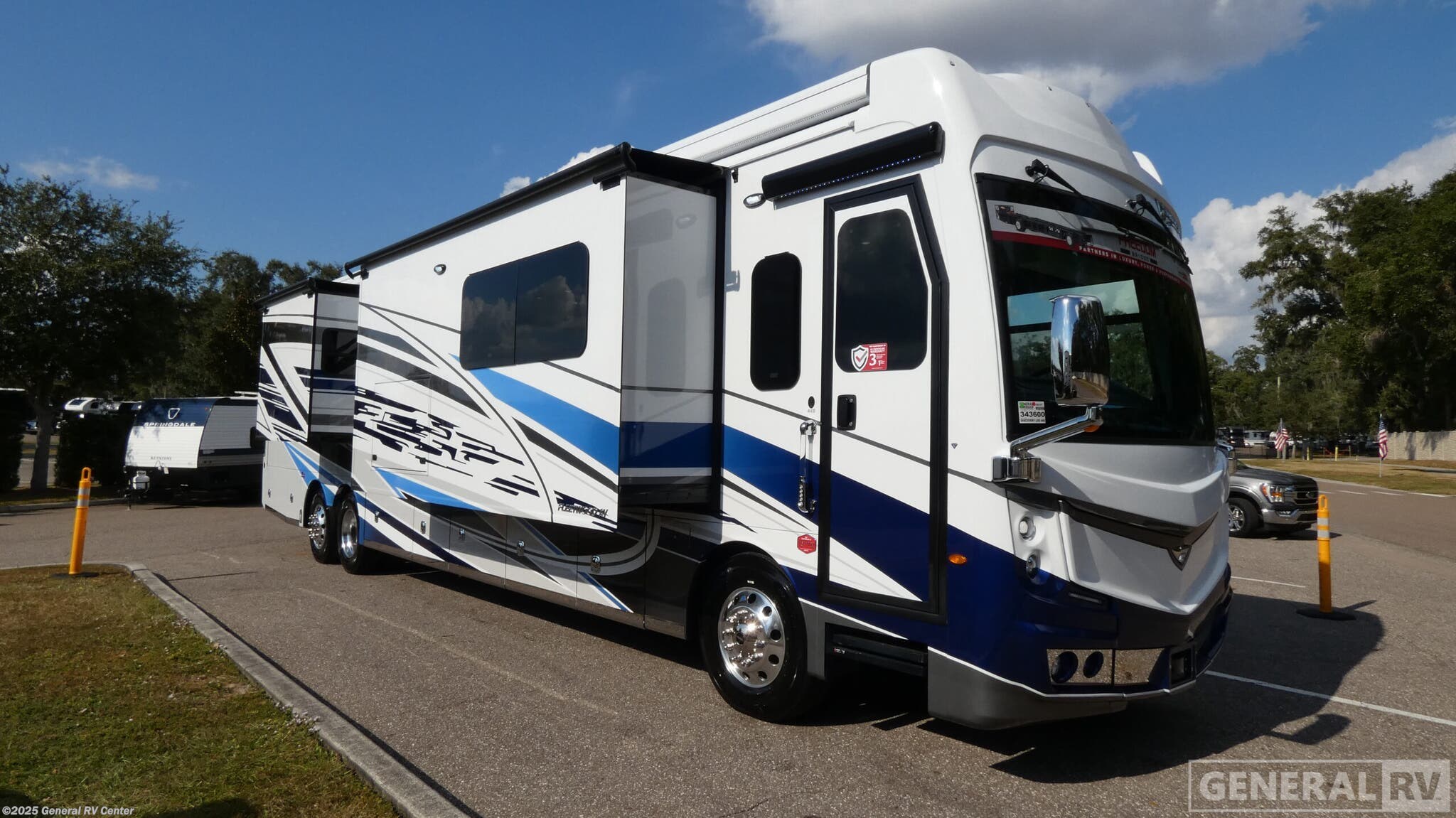 Email now about this 2026 Fleetwood Discovery LXE 44S! New 2026 Fleetwood Discovery LXE 44S available in Dover, Florida
