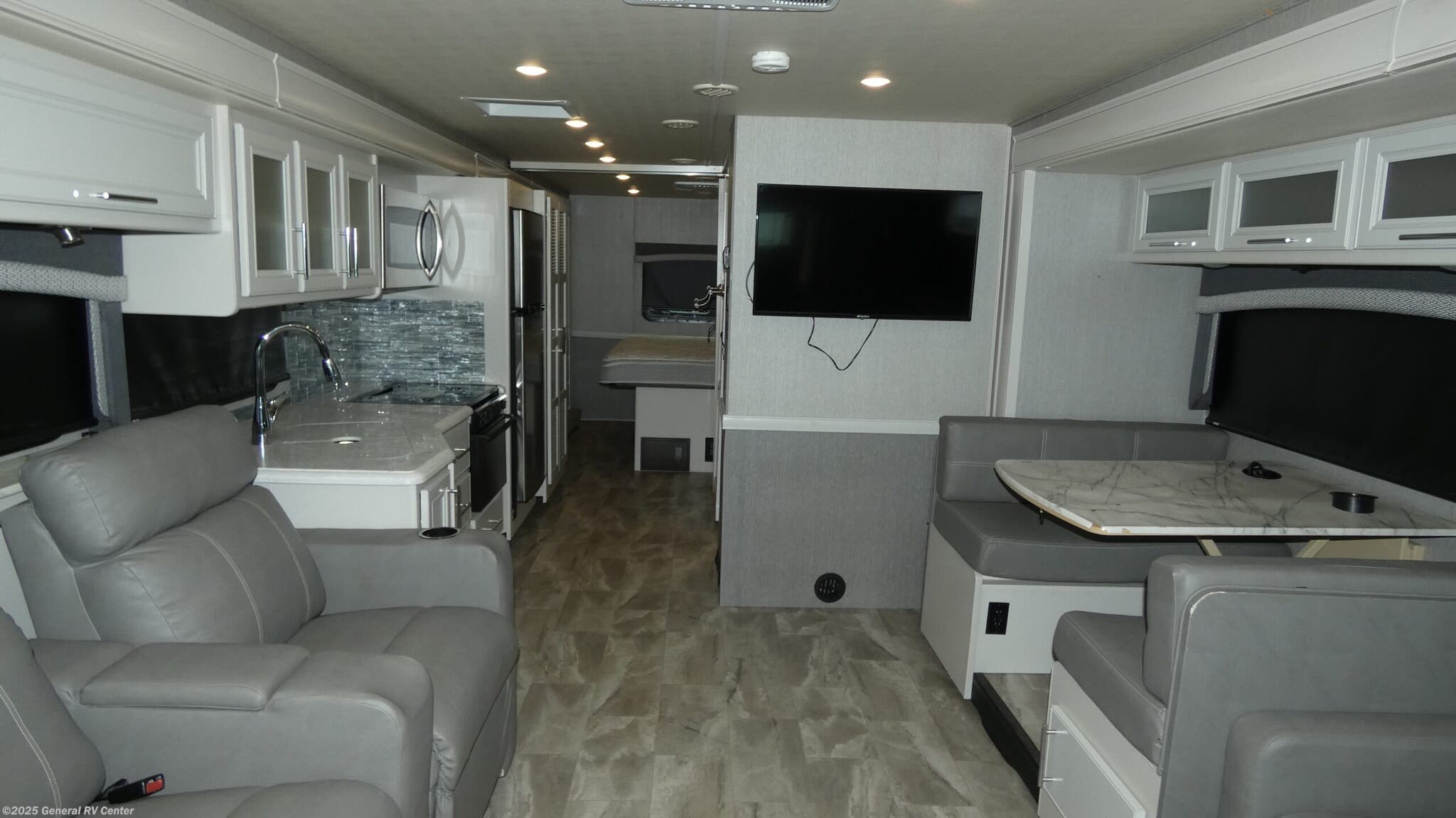 Call now about this 2022 Fleetwood Flair 35R! 2022 Fleetwood Flair 35R - Used Class A For Sale by General RV Center in Dover, Florida
