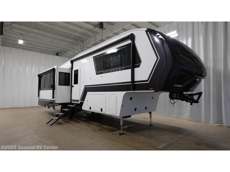 Email now about this 2026 Brinkley RV Model Z 3100! New 2026 Brinkley RV Model Z 3100 available in Dover, Florida