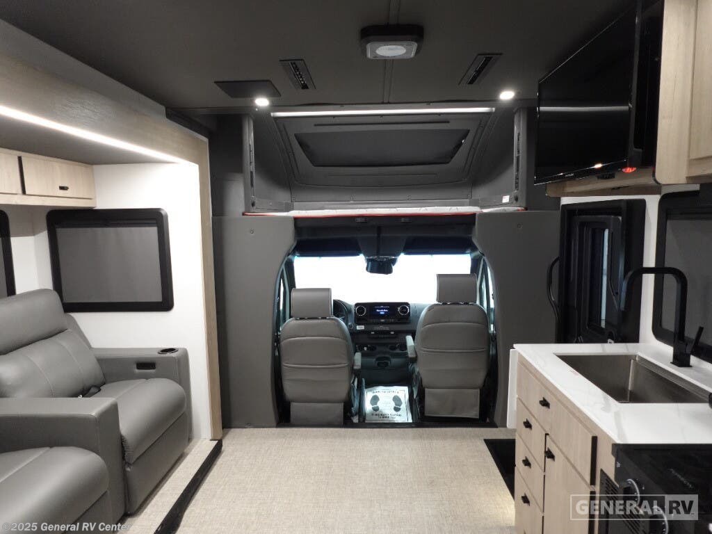 New 2025 Grand Design Lineage 25FW available in Dover, Florida