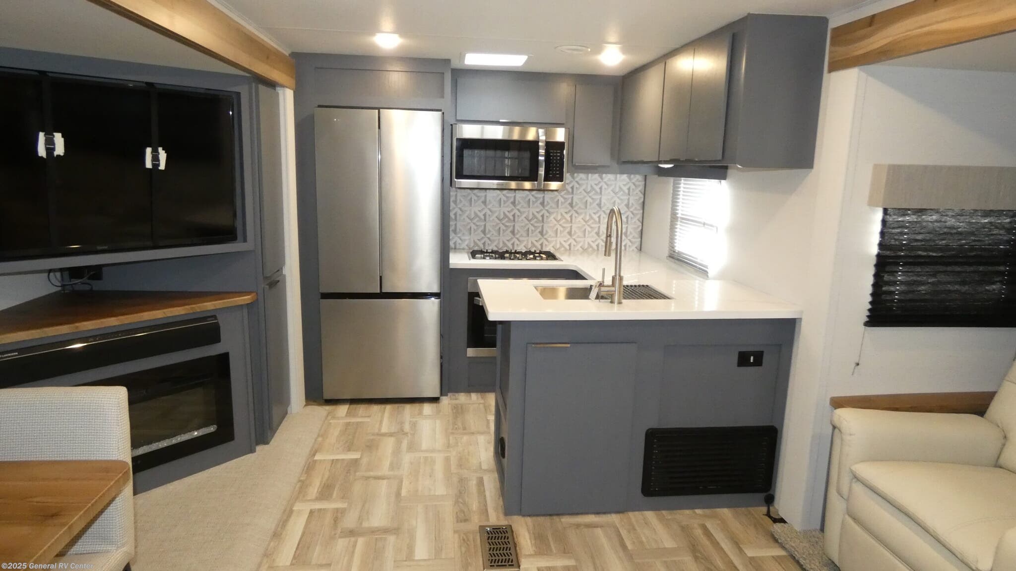 Call now about this 2024 Prime Time LaCrosse 3411RK! 2024 Prime Time LaCrosse 3411RK - Used Travel Trailer For Sale by General RV Center in Dover, Florida