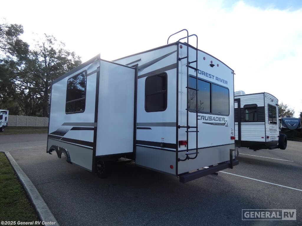 Contact us now about this 2025 Prime Time Crusader 250RLX! 2025 Crusader 250RLX by Prime Time from General RV Center in Dover, Florida