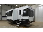 Contact us now about this 2026 Brinkley RV Model Z 2810! 2026 Model Z 2810 by Brinkley RV from General RV Center in Dover, Florida