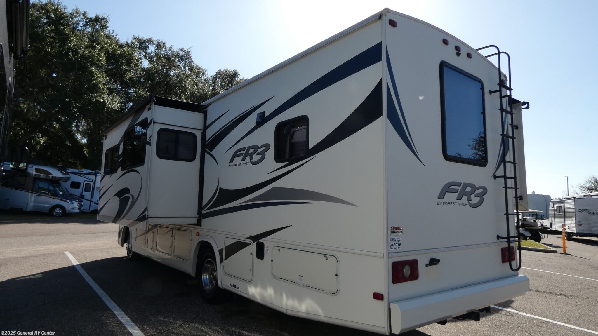 Contact us now about this 2019 Forest River FR3 30DS! 2019 FR3 30DS by Forest River from General RV Center in Dover, Florida