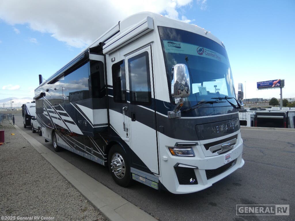 Email now about this 2025 Newmar New Aire 3539! New 2025 Newmar New Aire 3539 available in Draper, Utah