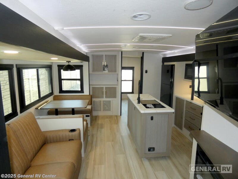 Call now about this 2026 Forest River WILDWOOD-HG 310BHI! 2026 Forest River WILDWOOD-HG 310BHI - New Travel Trailer For Sale by General RV Center in Draper, Utah