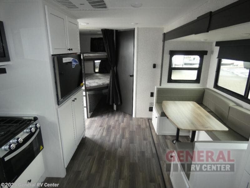 Contact us now about this 2025 Highland Ridge Range Lite 241BH! 2025 Range Lite 241BH by Highland Ridge from General RV Center in Draper, Utah