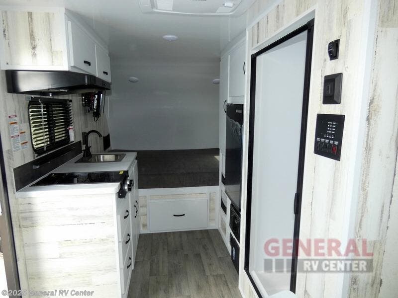 Contact us now about this 2025 Modern Buggy Trailers Big Buggy BB16! 2025 Big Buggy BB16 by Modern Buggy Trailers from General RV Center in Draper, Utah