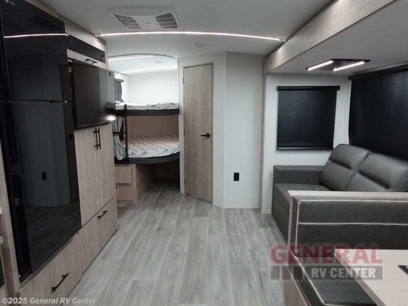 Contact us now about this 2026 Grand Design Imagine 2800BH! 2026 Imagine 2800BH by Grand Design from General RV Center in Draper, Utah