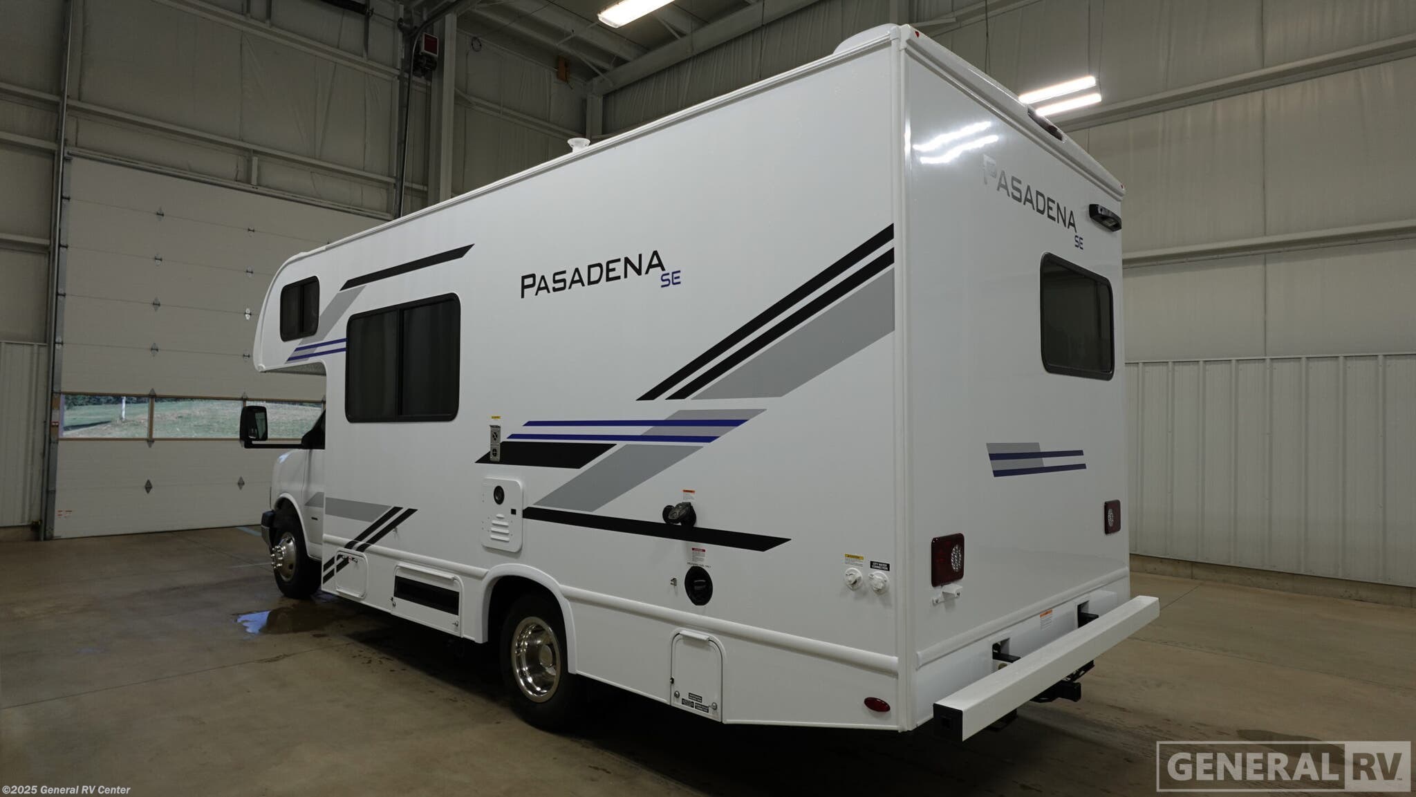 Contact us now about this 2026 Thor Motor Coach Pasadena SE21! 2026 Pasadena SE21 by Thor Motor Coach from General RV Center in Draper, Utah