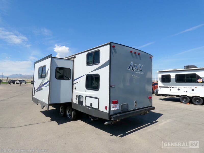 Contact us now about this 2018 Coachmen Apex Ultra-Lite 259BHSS! 2018 Apex Ultra-Lite 259BHSS by Coachmen from General RV Center in Draper, Utah