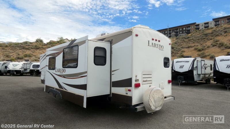 Contact us now about this 2013 Keystone Laredo SUPER LITE 294RK! 2013 Laredo SUPER LITE 294RK by Keystone from General RV Center in Draper, Utah