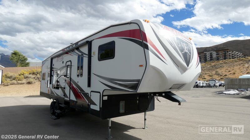 Email now about this 2018 Eclipse Attitude WIDE LITE 32SAG! Used 2018 Eclipse Attitude WIDE LITE 32SAG available in Draper, Utah