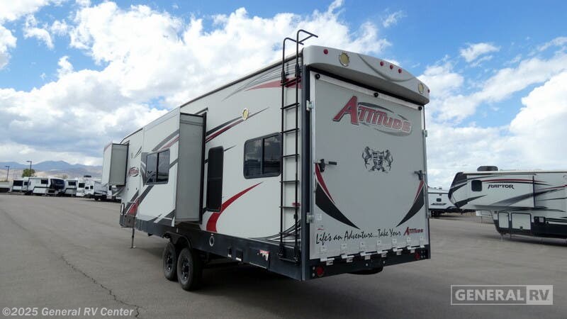 Contact us now about this 2018 Eclipse Attitude WIDE LITE 32SAG! 2018 Attitude WIDE LITE 32SAG by Eclipse from General RV Center in Draper, Utah