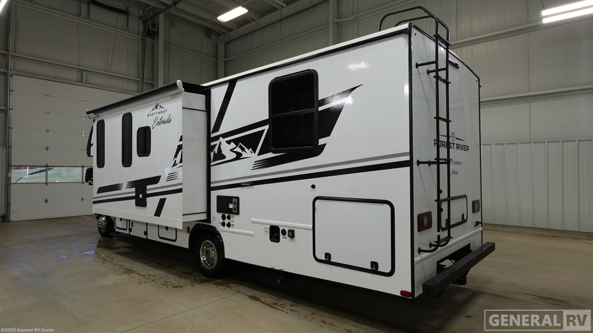 Contact us now about this 2026 East to West Entrada 2800S! 2026 Entrada 2800S by East to West from General RV Center in Draper, Utah