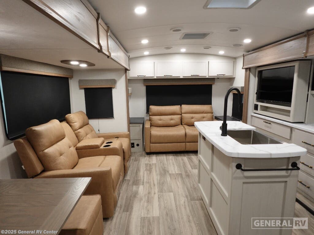 Contact us now about this 2025 Dutchmen Astoria 3313RL! 2025 Astoria 3313RL by Dutchmen from General RV Center in Ashland, Virginia