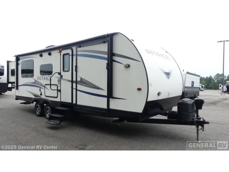 Email now about this 2017 Keystone Outback 240URS! Used 2017 Keystone Outback 240URS available in Ashland, Virginia