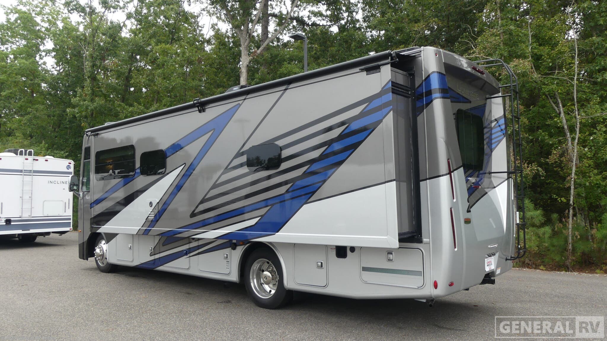 Contact us now about this 2026 Thor Motor Coach Luminate MM30! 2026 Luminate MM30 by Thor Motor Coach from General RV Center in Ashland, Virginia