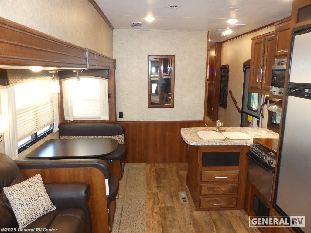 Used 2017 Jayco Eagle 29.5BHDS available in Ashland, Virginia