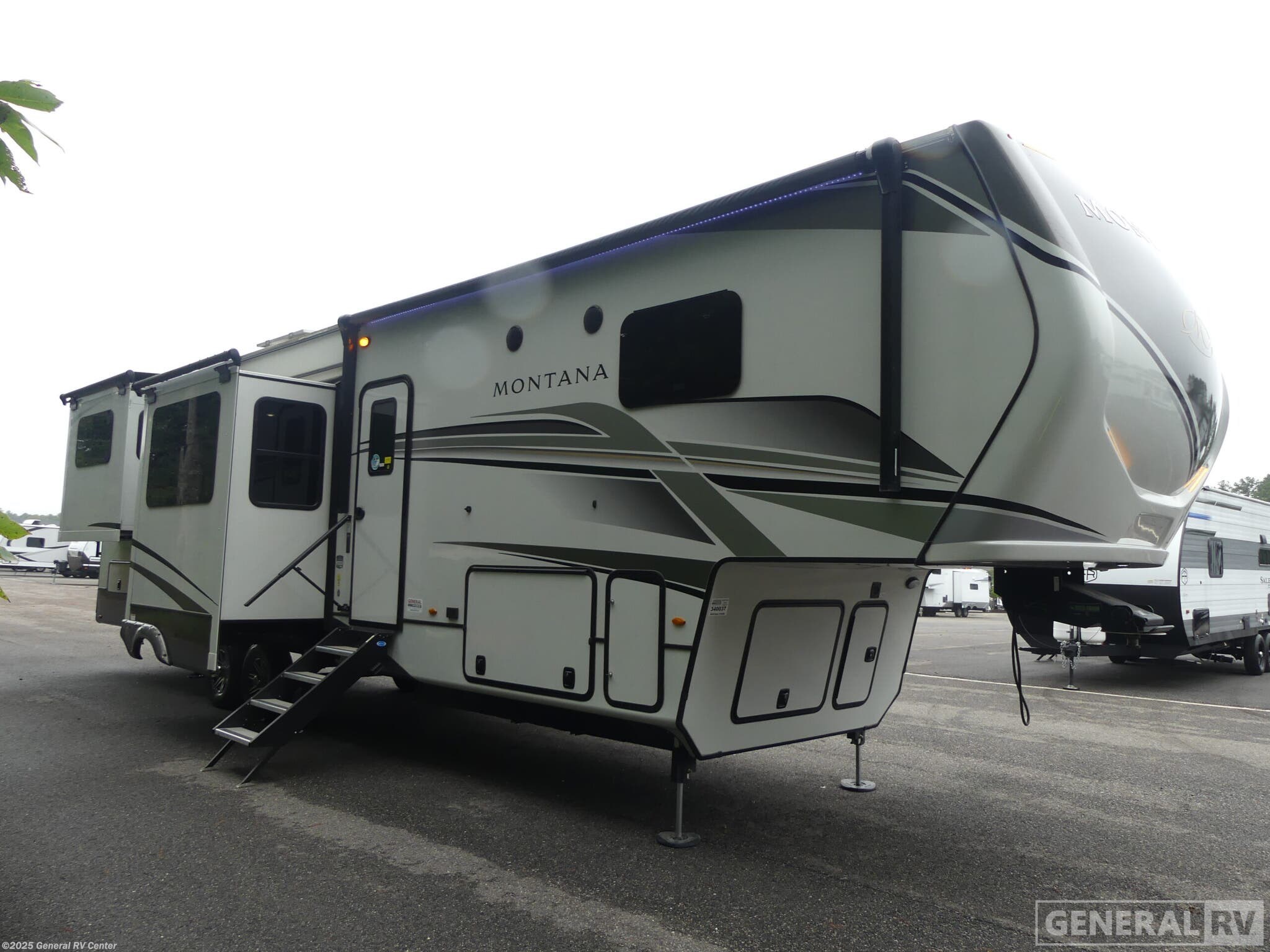Email now about this 2024 Keystone Montana 3793RD! Used 2024 Keystone Montana 3793RD available in Ashland, Virginia