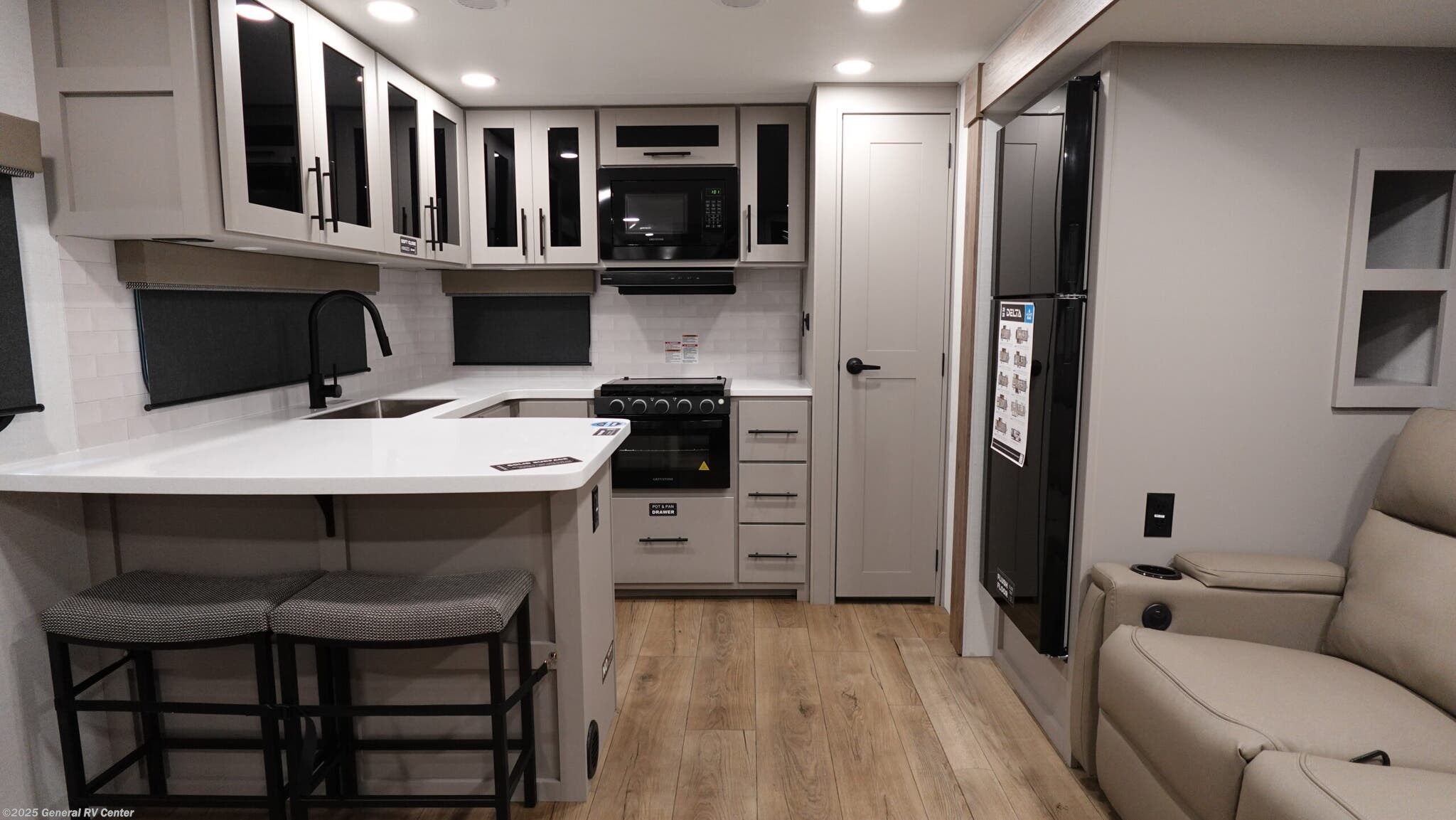 Call now about this 2026 Alliance RV Delta 294RK! 2026 Alliance RV Delta 294RK - New Travel Trailer For Sale by General RV Center in Ashland, Virginia