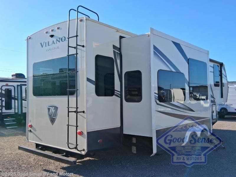 Used 2022 Vanleigh Vilano 320GK available in Albuquerque, New Mexico