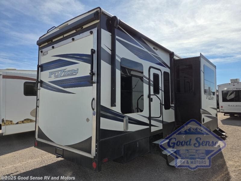Contact us now about this 2018 Keystone Fuzion 371! 2018 Fuzion 371 by Keystone from Good Sense RV and Motors in Albuquerque, New Mexico