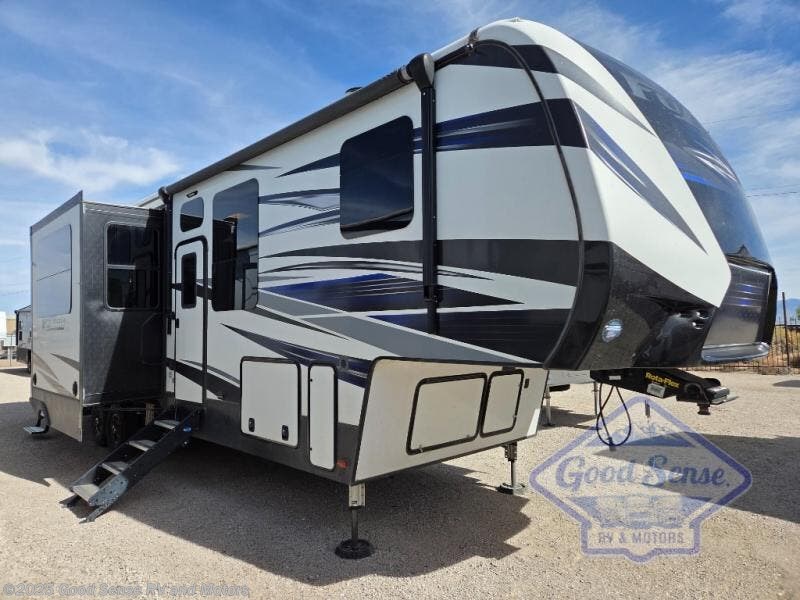 Email now about this 2018 Keystone Fuzion 371! Used 2018 Keystone Fuzion 371 available in Albuquerque, New Mexico