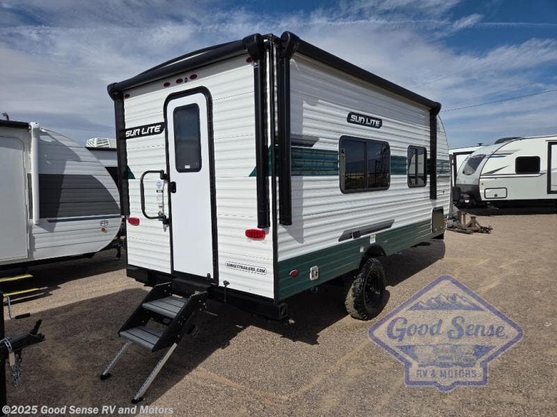 Contact us now about this 2026 Sunset Park RV Sun Lite 18RD! 2026 Sun Lite 18RD by Sunset Park RV from Good Sense RV and Motors in Albuquerque, New Mexico