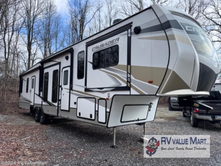 New 2024 Prime Time Crusader 375FLS available in Manheim, Pennsylvania