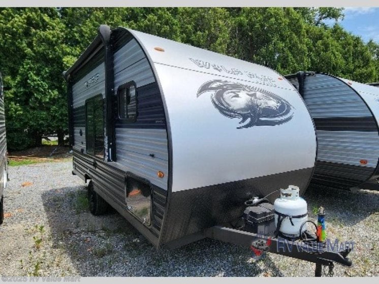 Email now about this 2022 Forest River Cherokee Wolf Pup 14CC! Used 2022 Forest River Cherokee Wolf Pup 14CC available in Manheim, Pennsylvania