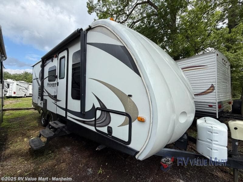 Email now about this 2014 Keystone Premier Ultra Lite 22RBPR! Used 2014 Keystone Premier Ultra Lite 22RBPR available in Manheim, Pennsylvania