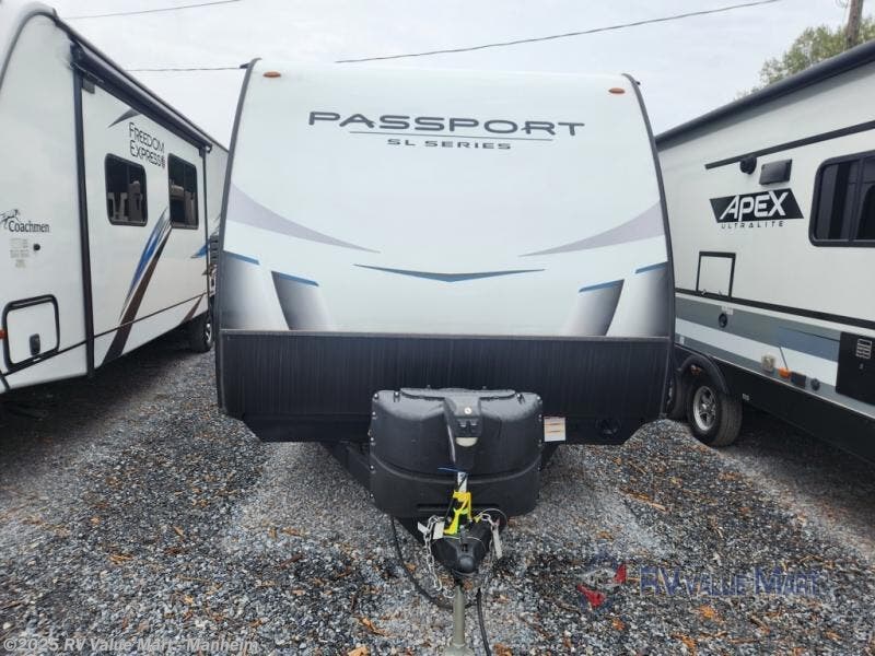 Contact us now about this 2023 Keystone Passport SL 221BH! 2023 Passport SL 221BH by Keystone from RV Value Mart - Manheim in Manheim, Pennsylvania
