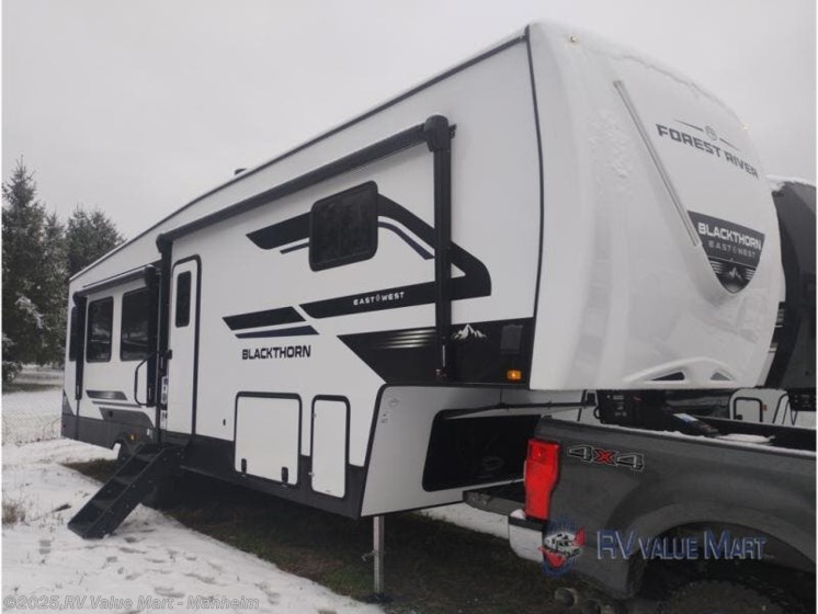 Email now about this 2026 East to West Blackthorn 2990MK! New 2026 East to West Blackthorn 2990MK available in Manheim, Pennsylvania