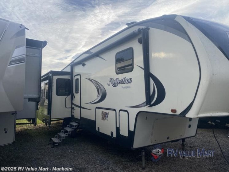 Email now about this 2018 Grand Design Reflection 337RLS! Used 2018 Grand Design Reflection 337RLS available in Manheim, Pennsylvania