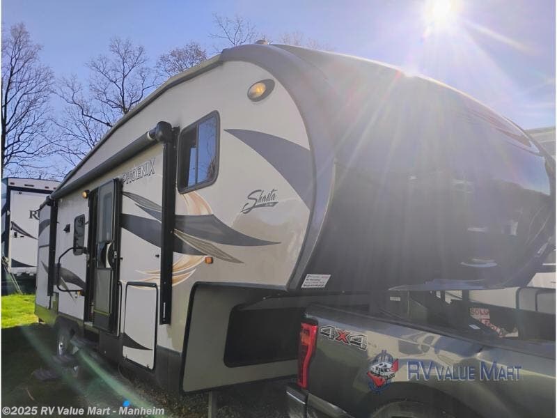 Email now about this 2014 Shasta Phoenix Rise 28BH! Used 2014 Shasta Phoenix Rise 28BH available in Manheim, Pennsylvania